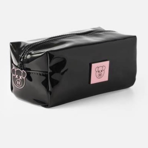 JEFFREE STAR X SHANE DAWSON NWT LIMITED EDITION PIG BLACK/PINK COSMETIC BAG - Picture 2 of 11